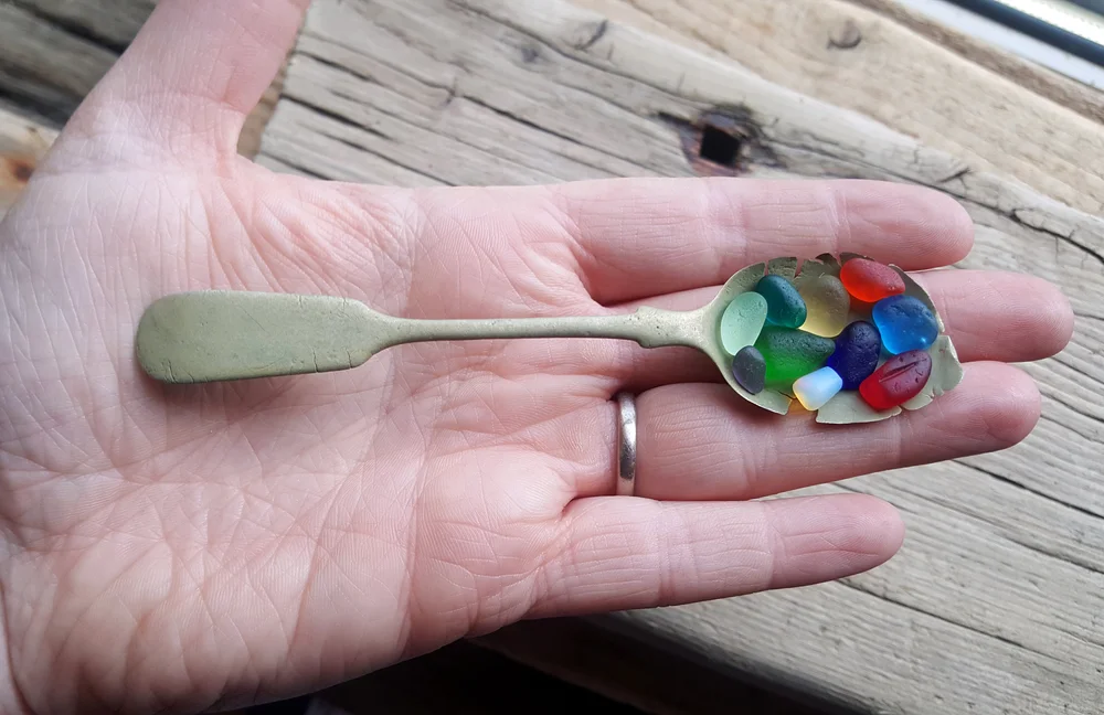 Beachcombing find: 6122 5