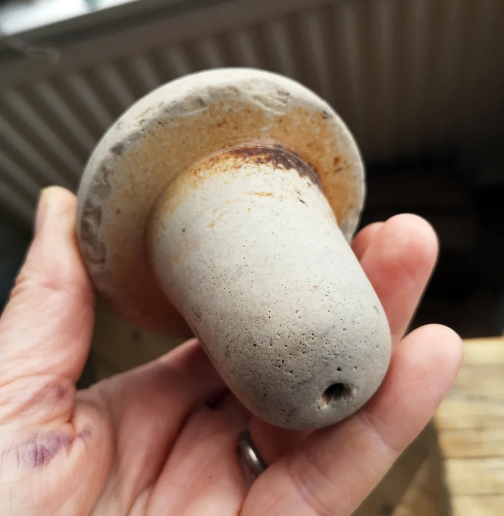 Beachcombing find: 8967 4