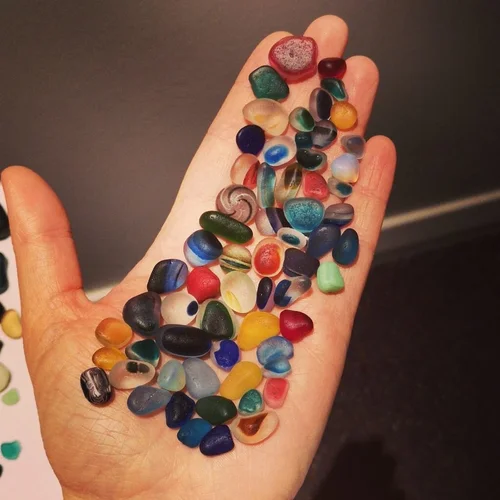 Beachcombing find: 51683371 10155921797072212 737978825740124160 n